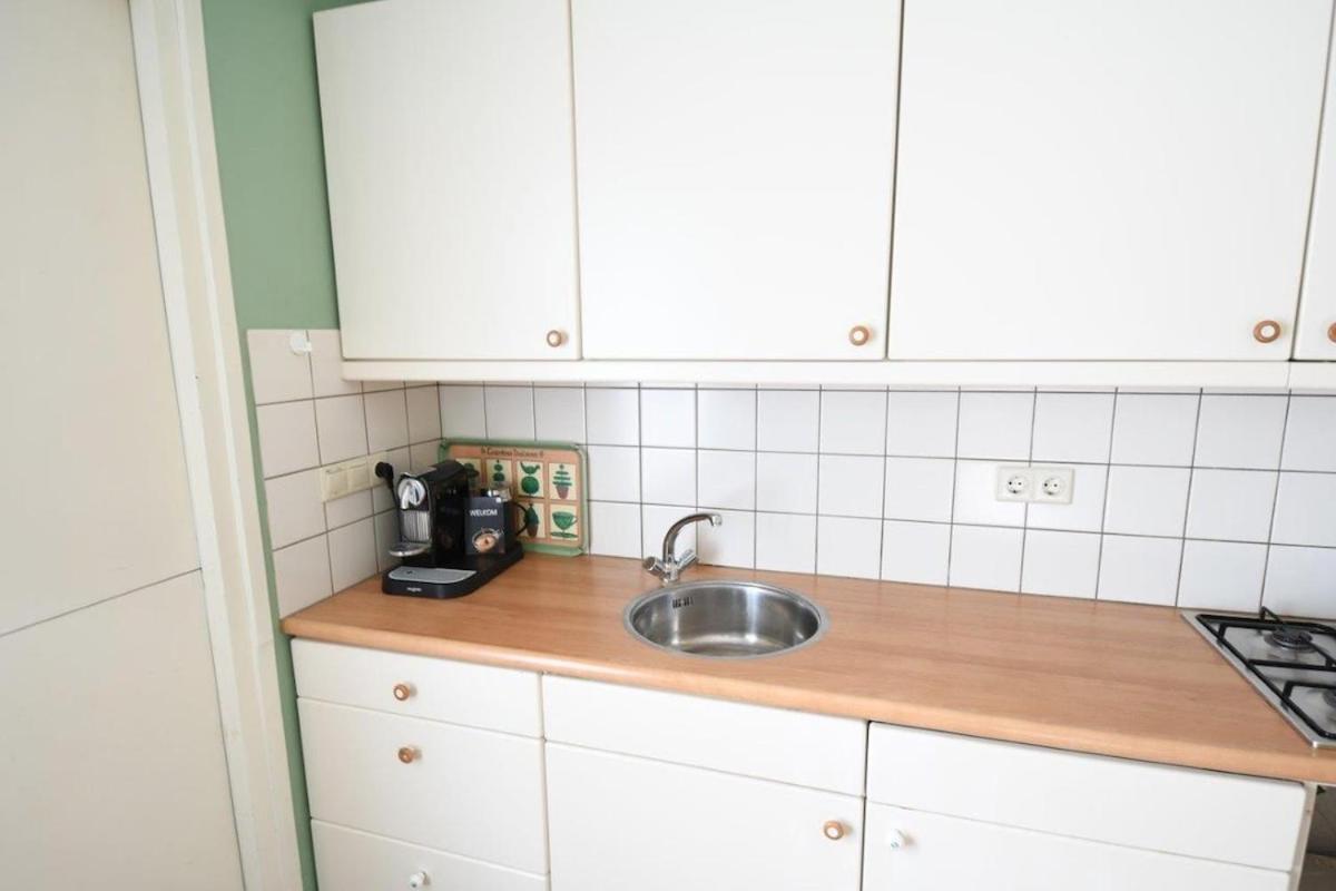 Vrijvakantiehuis Jan Tooropstraat 6 *